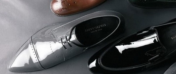 Lacquered leather shoes